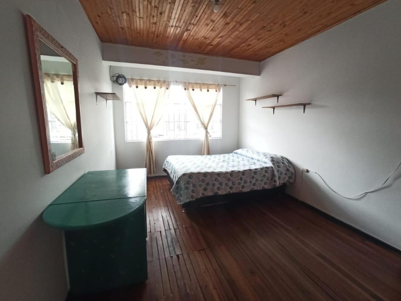 ホテル La Tremenda Casa ボゴタ エクステリア 写真